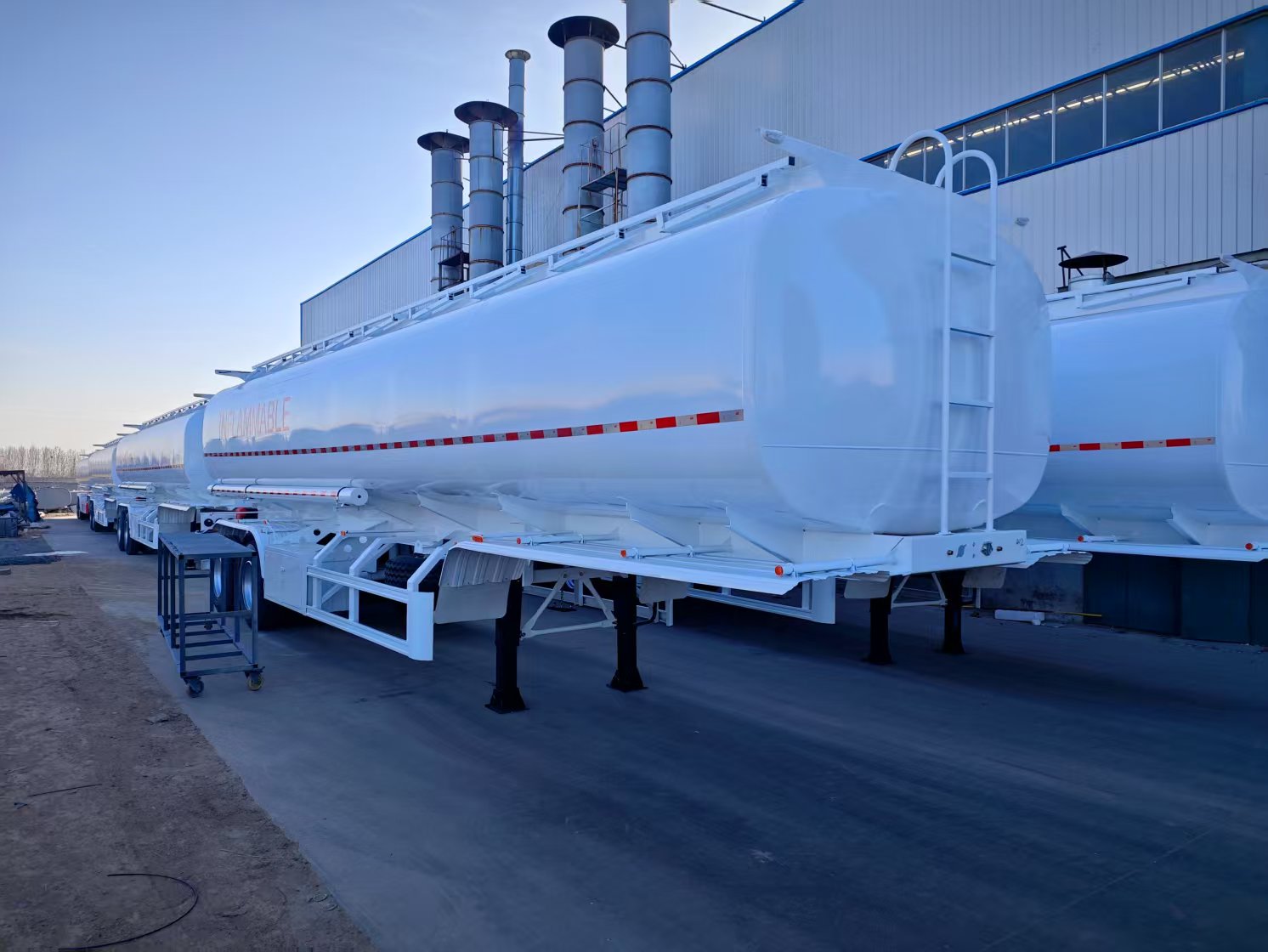 Derun Tanker Semi-Trailers odeslané do Kongo Demokratické republiky