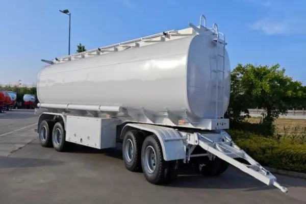 DERUN 4 Axle Oil Tank Drawbar přívěs bude zaslán do Ekvádoru