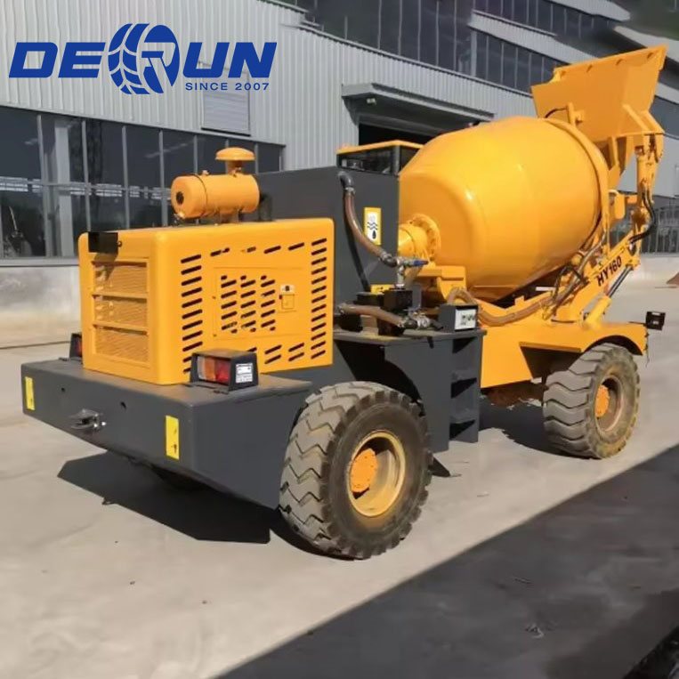 Samonakládací autodomíchávač betonu Luzun 3cbm s otočným bubnem
